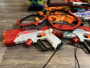 Hromada zbraní Nerf Xshot - 6