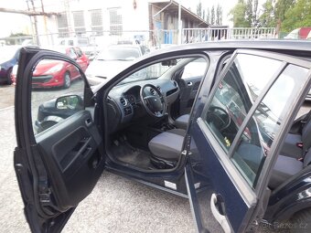 Prodám Ford Fusion 1.4,59kw,klima - 6