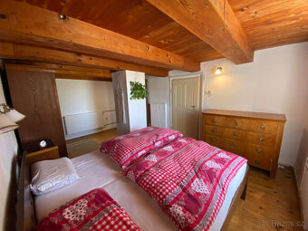 🏠 Venkovský dům s velkým pozemkem 2002 m² – Zákřov u Tršic - 6