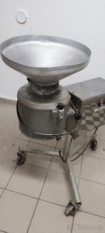 Mlýnek na strouhanku - 6