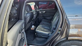Audi Q7 3,0 TDi S Line Quattro 200 kW - 6
