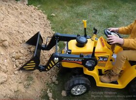 Nový elektrický traktor - velká kola - 6