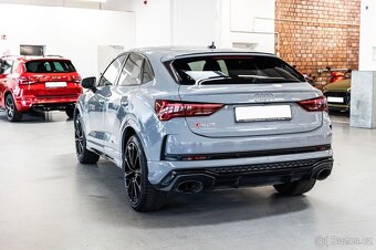 Audi RSQ3 - 6