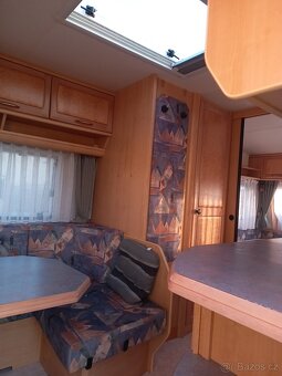 Prodám karavan hobby 495 UL . EL POJEZD, ODDĚLENÉ POSTELE - 6