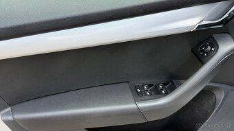 Škoda Octavia 2.0TDi Style , Xenony, DSG - 6