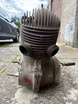 Motor Jawa 250/353 - 6