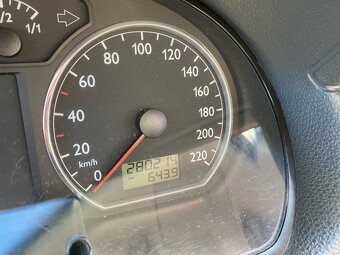 Volkswagen Polo 1.9 TDI - 6