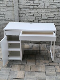 Prodám psací stůl IKEA + Dvě dětské židle - 6