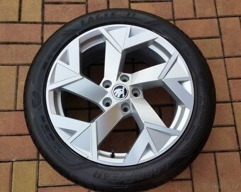 NOVÁ letní sada ŠKODA SUPERB 3 4 5x112 R18 také Passat B8 9 - 6