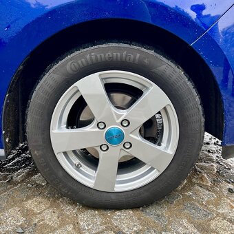 Ford KA+ - 6