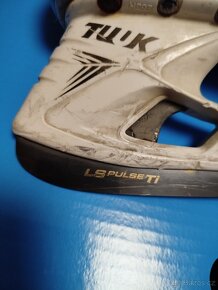 Bauer Vapor X3 - 6