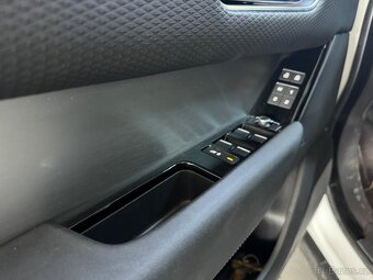 Land Rover Range Rover Velar P250 DYNAMIC S AWD AT, CZ - 6