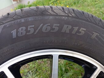 Lité disky s pneu 185/65 R 15 T - 6