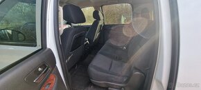 Chevrolet Suburban HD 2500 6.0 V8 4x4 - 6