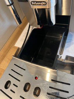 Kávovar De Longhi Prima Donna S De Luxe - TOP STAV - 6