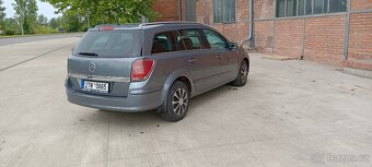 Opel Astra  Cosmo Caravan H 1.7CDTI 16V 74KW - 6