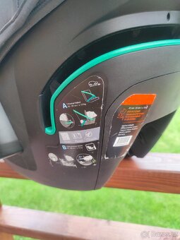 Britax Römer Baby-Safe 3 i-Size – TOP STAV - 6
