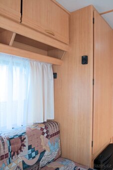 karavan obytný přívěs LMC LUXUS FAVORIT - 6