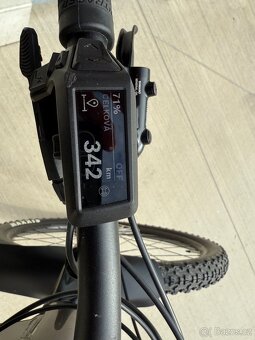 Elektrokolo Trek Marlin + 8 vel. L - 6