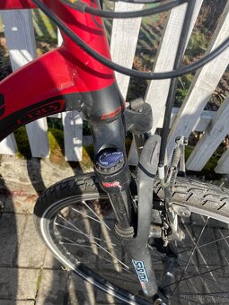 Trekové kolo Apache Matto + cyklosedačka Hamax - 6