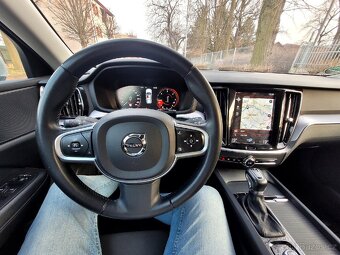 VOLVO V60 D3 aut. - 6