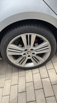 ALU kola originál škoda rs 5x112 r18 - 6