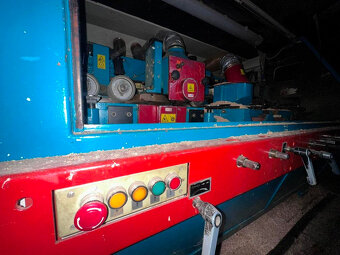 Čtyřstranná profilová fréza SK machinery 905, model KP MBQ 5 - 6