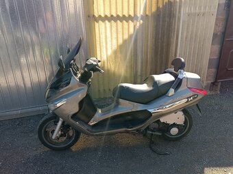 Piaggio xevo 125 dva kusy - 6