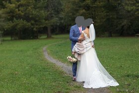 svatební šaty, ručně šité ve svatebním salónu - 6