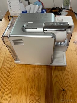 Nespresso Delonghi Lattissima Touch- na kapsle - 6