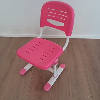 Prodám Tommi dětský psací stůl - 6