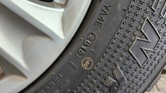 Zánovní Zimní Sada Alu 5x114.3 215/70 R16 Hyundai - 6