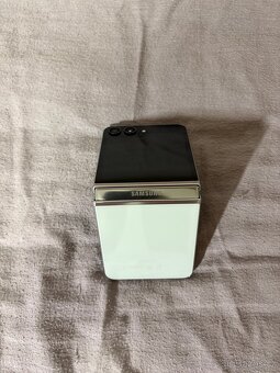 Samsung Z Flip5 512GB - 6