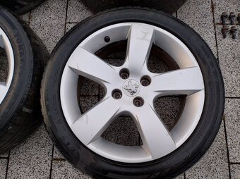 ALU kola Peugeot 17" vč. celoročních pneu a šroubů - 6