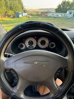 Chrysler Grand Voyager 2.5 CRD - 6