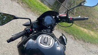 Kawasaki Z900 - 6