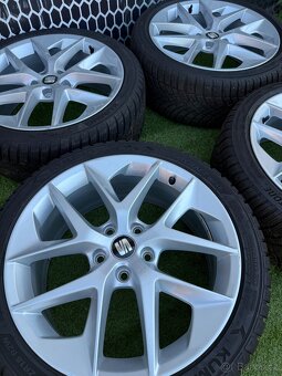 Seat Leon FR - 5x112 - 225/40 R18 ZIMNÍ ORIGINÁLNÍ SADA - 6