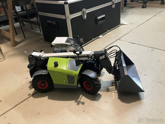 RC RC4WD teleskopický nakladač téměř nový s hydraulickým poh - 6