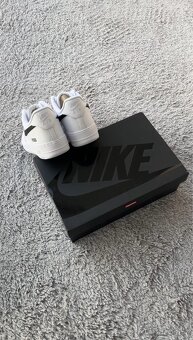 Nike Air Force 1 Low Supreme White Black - 6