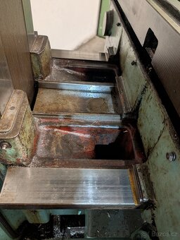 Frézka TOS FA 4V - 6