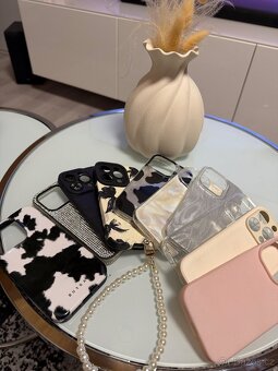 Apple iPhone 15 pro 128gb - bílý titan - 6