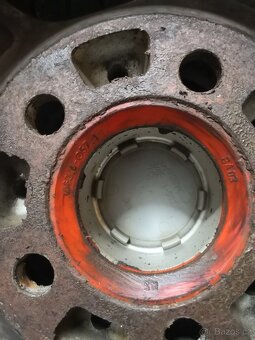 Alu kola R15 - 6
