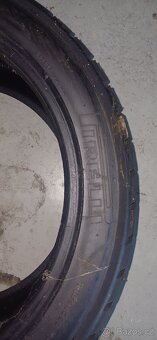 Závodní mokré pneu Pirelli R17 - 6