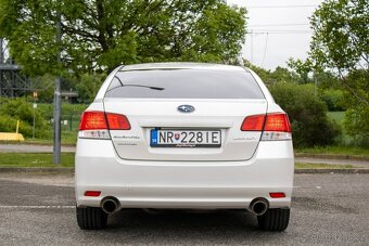 Subaru Legacy 2.5 GT 195kw 4x4 - 6