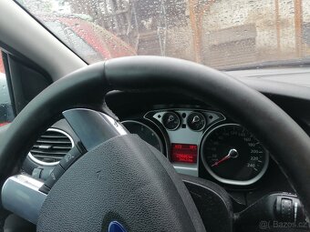 Ford focus - 6