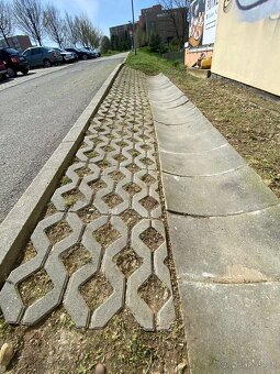 Zahradní práce - 6