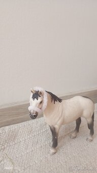 Schleich mycí kout pro koně - 6