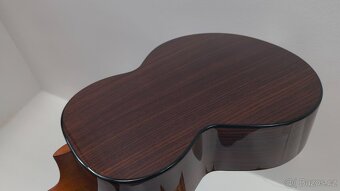 zánovní ukulele Flight Maia Baritone EQ-A Rosewood - 6