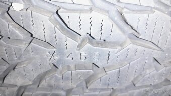 205/65 R15 zimní Nokian vč. disků 4x108 ET27 - 6