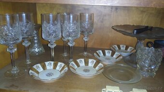 Sklo a porcelán - 6